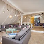 Empirent Old Town 2 Apartments